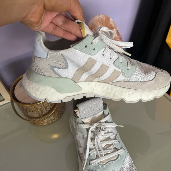 Adidas shoes - Picture 6 of 7